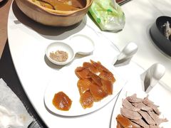 -皇城根·鲁菜济南菜·吊炉烤鸭·炒鸡鱼头(济南旗舰店)