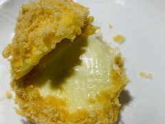 柠檬酸奶酥松小贝-鲍师傅糕点(观前街店)