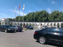 -月亮河温泉度假酒店