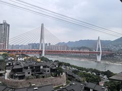 -白象居