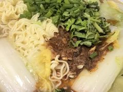 -小白房辣焙子(西落凤街店)