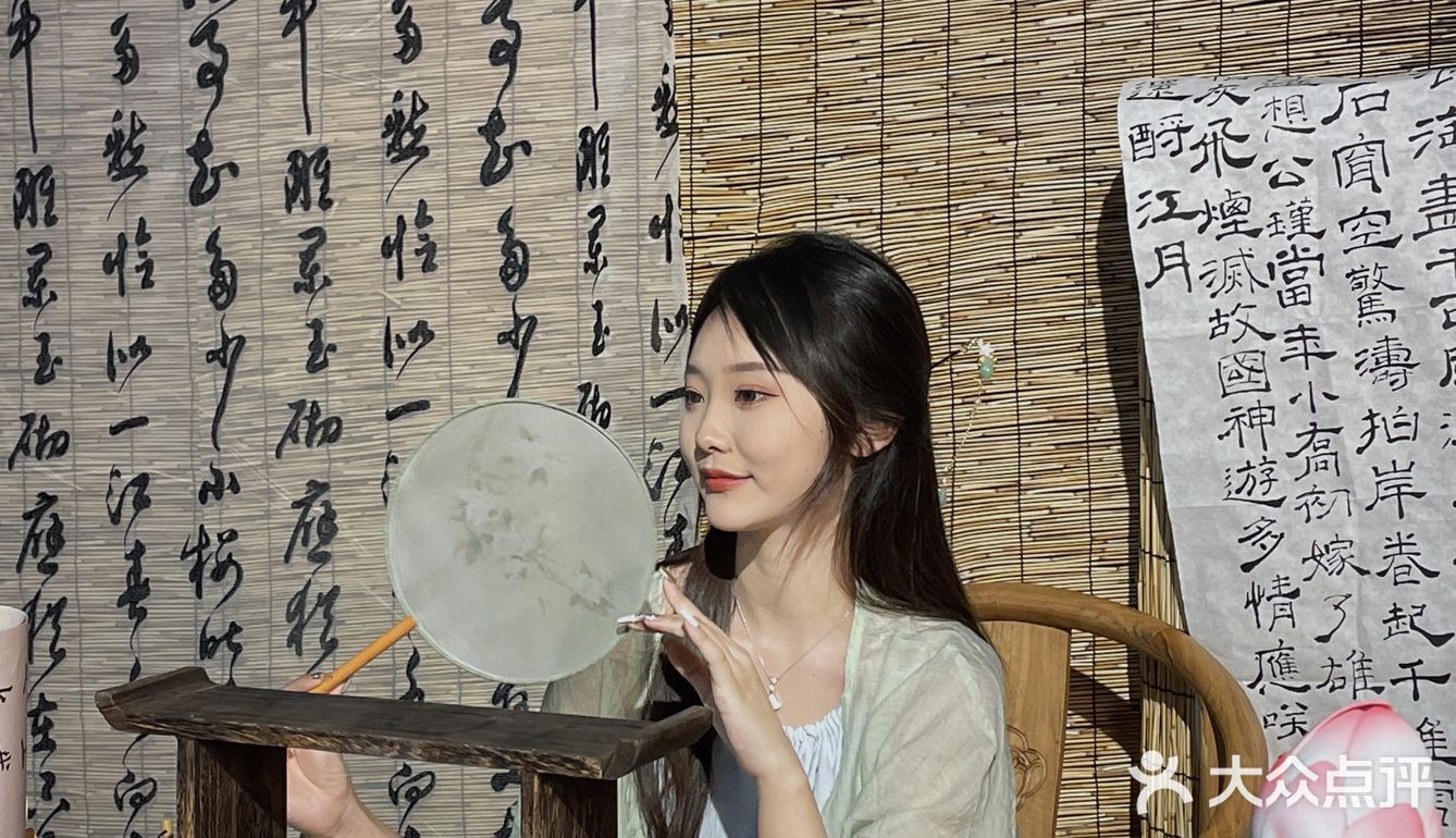 沈阳新中式下午茶拍照| 人望山 鱼窥荷🪷