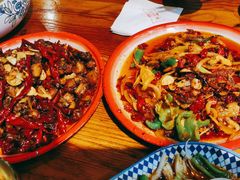 -柴窝堡22号辣子鸡·传承新疆菜