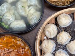 鲜肉小笼包-万寿斋(山阴路店)