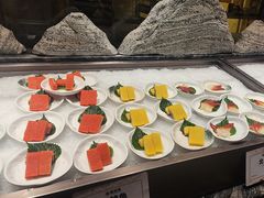 -雍容荟活帝王蟹活龙虾自助(苏宁旗舰店)