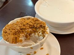 芋泥奶油脆脆球-水牛奶皇后糖水铺(深圳总店)