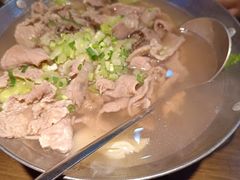 -肖四女乐山跷脚牛肉(南汇大学城生活广场店)