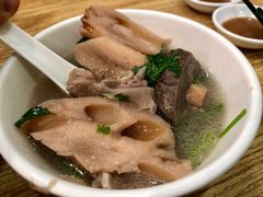 生压莲藕猪杂汤-潮汕裕成莲藕(泰沙路店)