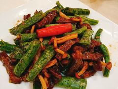 杭椒白玉菇炒牛柳-锦粤宫·精致粤菜(深圳北站店)