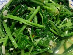 -客家大院·非遗赣南客家菜(郁孤台店)