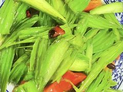 -墨江小城故事餐厅