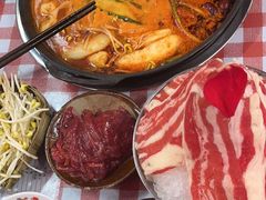 -赵美丽·重庆社区火锅·直营店(火车东站·中豪国际店)