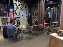 大堂-麦当劳(深圳北站高铁店)