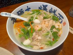 -李犟大爆鳝面·手工蟹黄包(湖滨西湖店)
