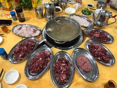 -五洞培记山庄·鲜牛肉火锅