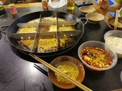 -苟味道老火锅(黄桷坪店)