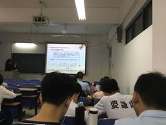 -湖北工业大学-图书馆