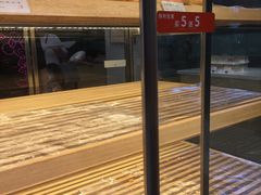 面包甜点陈列柜-BreadTalk面包新语(龙之梦购物中心莘庄店)