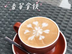 -深圳温德姆至尊酒店·大堂吧·户外花园