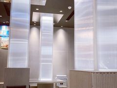 -M Stand(港汇恒隆广场店)