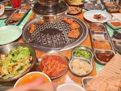 -唯成•韩国炭火烤肉 유성고기