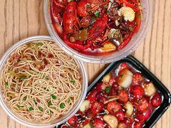 -捌贰虾蟹·江湖菜馆(江汉路店)