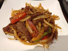 葱炒羊肉-东方亚克西餐厅(西康路店)