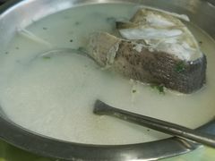 -雪湖煜辰鱼头老店(雪野湖店)