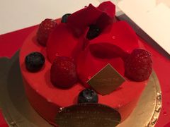 覆盆子荔枝生日蛋糕-Salon de The de Joel Robuchon(外滩18号店)