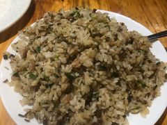 特色臊子蛋炒饭-嘉州叶婆婆钵钵鸡(建设路店)