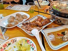 -明姨仔潮汕美食·碳炉猪脚·汕尾牛腩饭·起片鸡煲(起义路店)