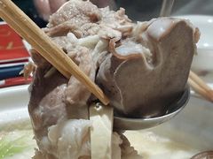 -三人行骨头王火锅(长寿店)