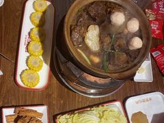 -阿润打边炉·鲜切鸡煲(华漕店)