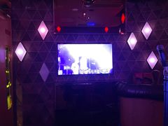 -K+全国连锁KTV(绿地缤纷天地店)