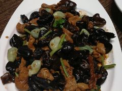 -郑庄脂渣海鲜楼(九水路店)
