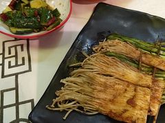 -云晓光头烧烤吧(德平路店)