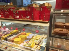 面包甜点陈列柜-好利来(朝外店)