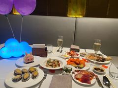 -广州万富希尔顿酒店-感趣自助餐厅·生蚝海鲜刺身