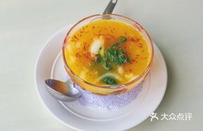 Chicken Soup with Fish Maw and Bok Choy