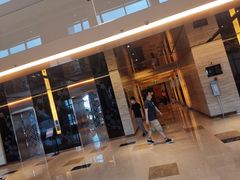 -上海龙之梦万丽酒店