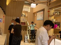 -霸王茶姬(南强街店)