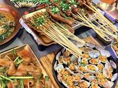 -何师烧烤Pro ·江湖川菜·小龙虾·精酿(太古里旗舰店)