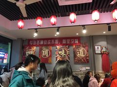 -爆炸头阿姨小四川正宗川味小吃(无任何分店)