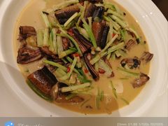 -艳阳天·非遗楚菜(武汉客厅店)