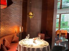 -皇冠明珠鱼翅楼(水上公园店)
