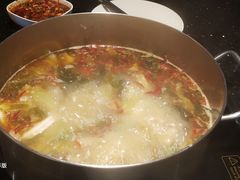 藤椒酸菜无骨鸡-捞王锅物料理(金城路店)