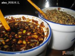 两种小料-金明姬和众烧烤店(东铁营店)