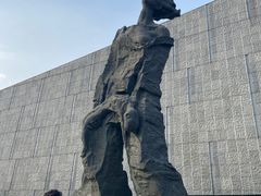 -侵华日军南京大屠杀遇难同胞纪念馆-停车场