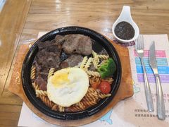 -冲浪熊西餐厅(南戴河店)