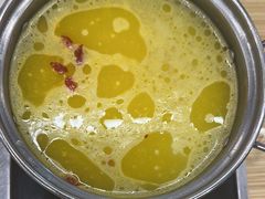 -杨老板·海鲜集市火锅·鲜切牛肉(中防万宝店)